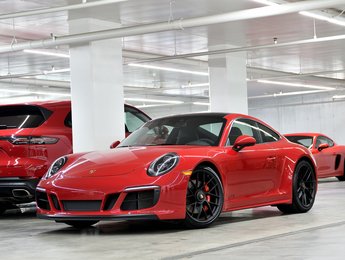 2019 Porsche 911 Carrera 4 GTS Coupe / SportDesign / BOSE