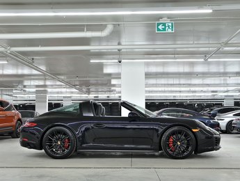 Porsche 911 Targa 4S / Premium Package Plus / Sport Exhaust 2019