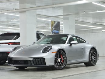 2025 Porsche 911 Carrera 4 GTS