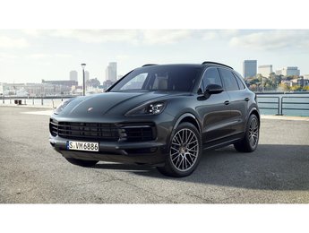 Porsche Cayenne Platinum Edition / Premium Plus / Sport Exhaust 2023