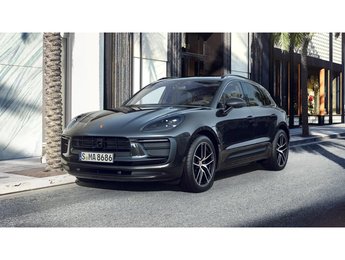 Porsche Macan AWD / Premium Plus Package / Adaptive Cruise 2023