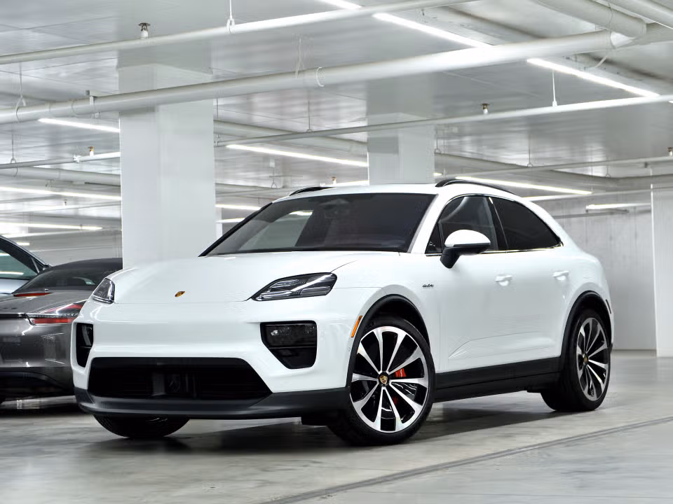 Porsche Macan Electric 4S 2025