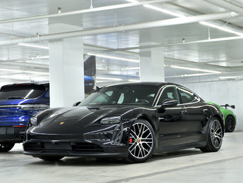 Porsche Taycan 4S Sedan / Premium Package / BOSE / Sport Chrono 2020