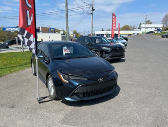 2022 Toyota Corolla Hatchback SE