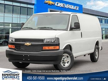 Chevrolet Express Cargo 3500 WT 155'' 2025