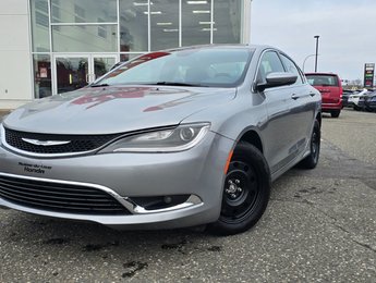 Chrysler 200 LIMITED  2015