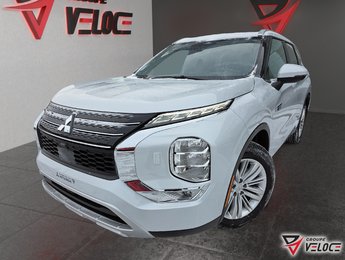 2025 Mitsubishi Outlander Plug-In Hybrid SE