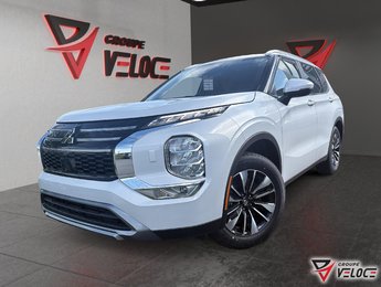 Mitsubishi Outlander LE 2026