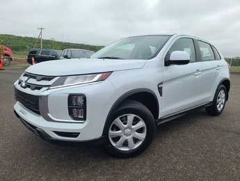 Mitsubishi RVR ES 2025