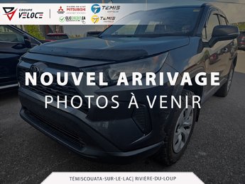 Toyota RAV4 LE *AWD, ÉCRAN, SIÈGES CHAUFFANTS* 2021