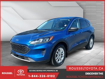 2022 Ford Escape SE Hybrid