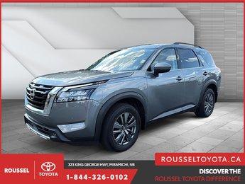 Nissan Pathfinder SV 2024