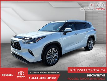 2023 Toyota Highlander Hybrid Platinum