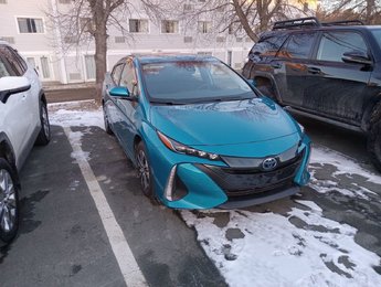 2022 Toyota PRIUS PRIME