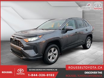 2022 Toyota RAV4 Hybrid LE