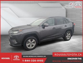 2022 Toyota RAV4 Hybrid LE