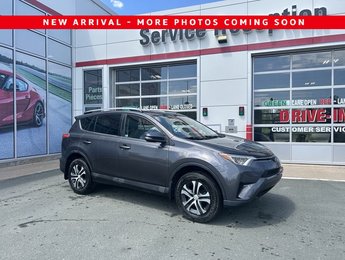 Toyota RAV4 LE 2017