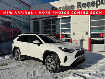 2022 Toyota RAV4 XLE