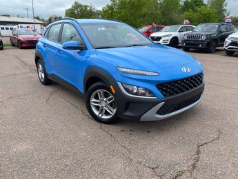 2023 Hyundai Kona Essential | Cam | USB | HtdSeats | Bluetooth