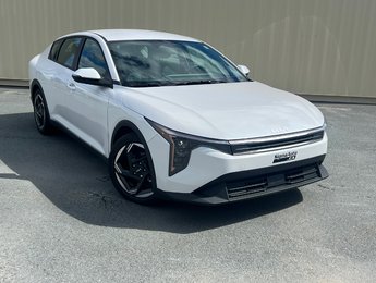 2025 Kia K4 EX | Cam | USB | HtdWheel | Warranty to 2031