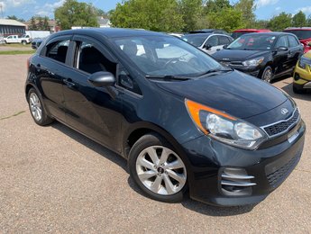 Kia RIO EX | 6-Spd | SunRoof | Cam | USB | Bluetooth | XM 2017
