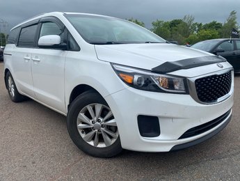2017 Kia Sedona LX | Cam | USB | HtdSeats | Bluetooth | Keyless