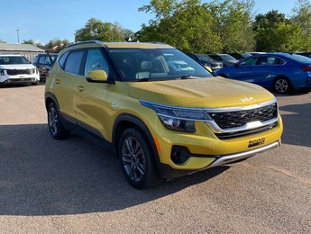 Kia Seltos EX | Leather | SunRoof | Cam | Warranty to 2028 2023