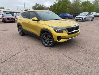Kia Seltos EX | Leather | SunRoof | Cam | Warranty to 2028 2023