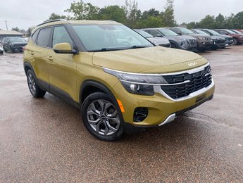 Kia SELTOS LX | Cam | USB | HtdSeats | Bluetooth | Keyless 2024