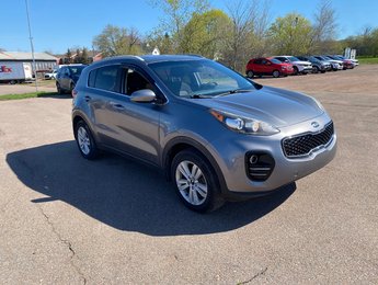 2017 Kia Sportage LX | Cam | USB | HtdSeats | Bluetooth | Keyless