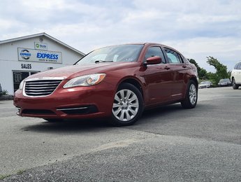 2013 Chrysler 200 LX