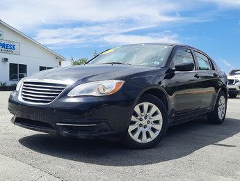 2014 Chrysler 200 LX