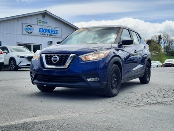 2019 Nissan Kicks S