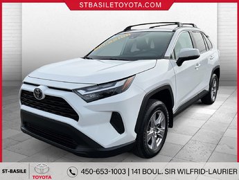 Toyota RAV4 XLE AWD MAGS TOIT VOLANT/SIEGES CHAUFFA 2023