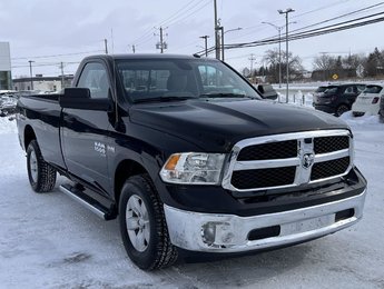 2023 Ram 1500 Classic SLT cabine simple 4x4 caisse de 8 pi