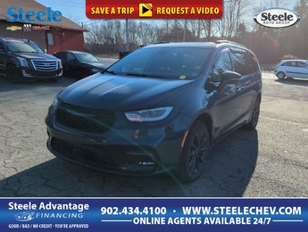 2022 Chrysler Pacifica Touring L AWD Leather *GM Certified*