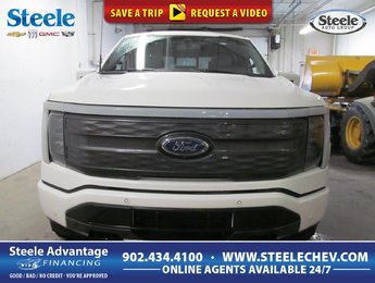 2023 Ford F-150 Lightning Lariat Ext Range *EV Rebate*