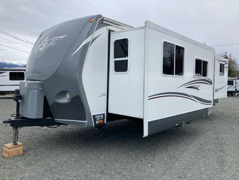 2012 NORTHWOOD ARCTIC FOX 29L