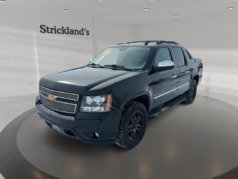 2013 Chevrolet Black Diamond Avalanche LTZ 4WD 1SF