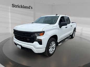 2022 Chevrolet Silverado 1500 Crew Cab 4x4 Custom / Standard Box