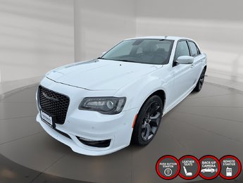 2022 Chrysler 300 Touring L