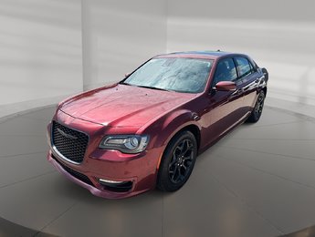 2023 Chrysler 300 Touring L AWD