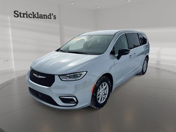 2024 Chrysler Pacifica Touring-L FWD