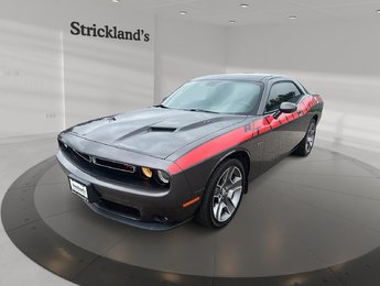 2015 Dodge Challenger SXT Plus & R/T