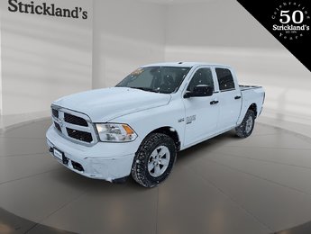 2023 Ram RAM 1500 Classic Crew Cab 4x4 (DS) SLT (140.5 WB 5'7 Box) SWB