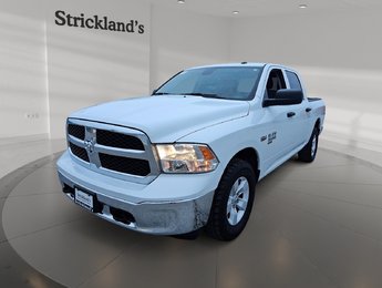 2023 Ram RAM 1500 Classic Crew Cab 4x4 (DS) SLT (140.5 WB 5'7 Box) SWB