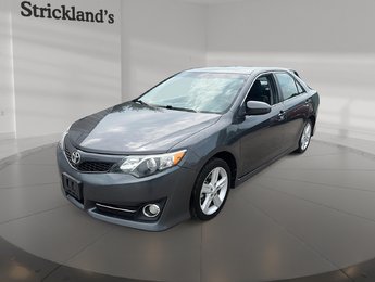 2013 Toyota Camry 4-door Sedan SE