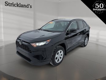 2021 Toyota RAV4 LE AWD