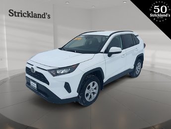 2021 Toyota RAV4 LE AWD