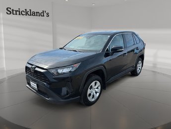 2022 Toyota RAV4 LE AWD